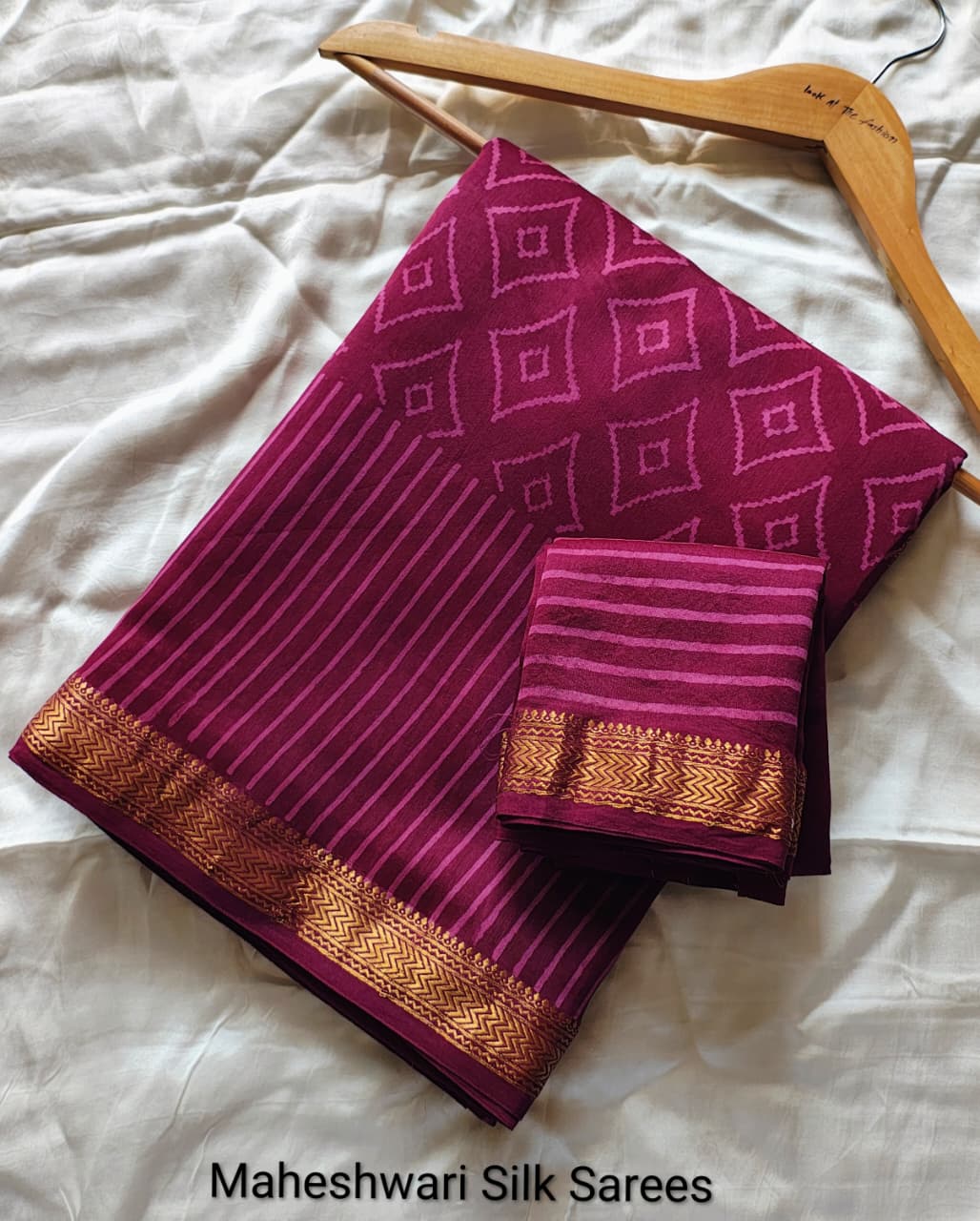 Wine Purple Geometric Handblock Maheshwari Silk Saree