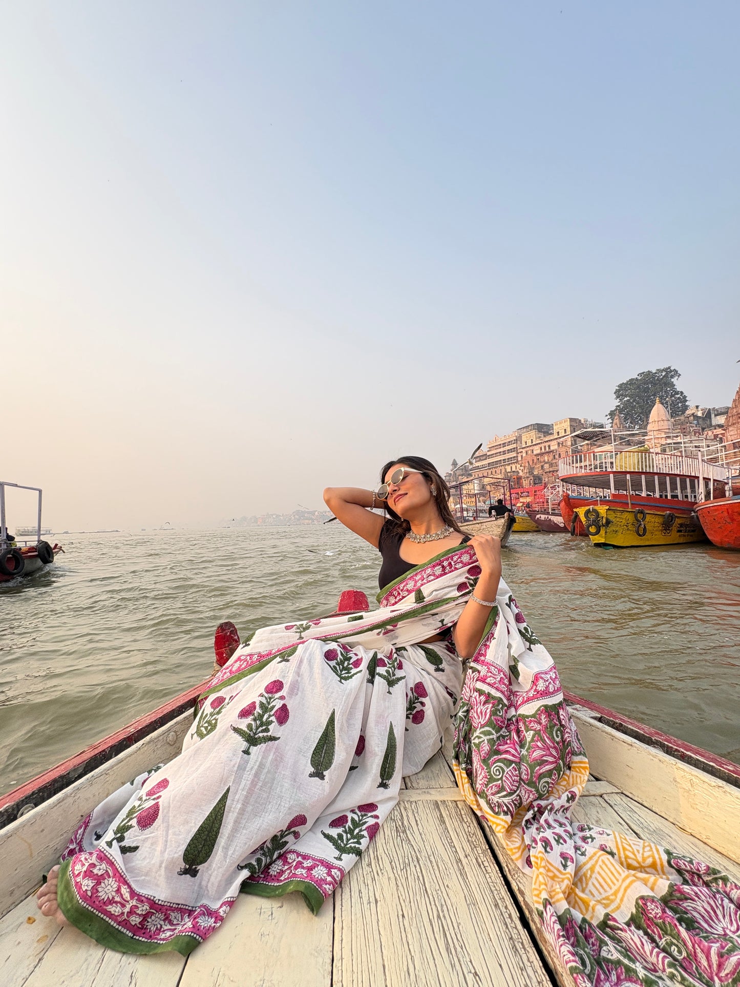 White Mul Cotton Saree – Pure Bloom