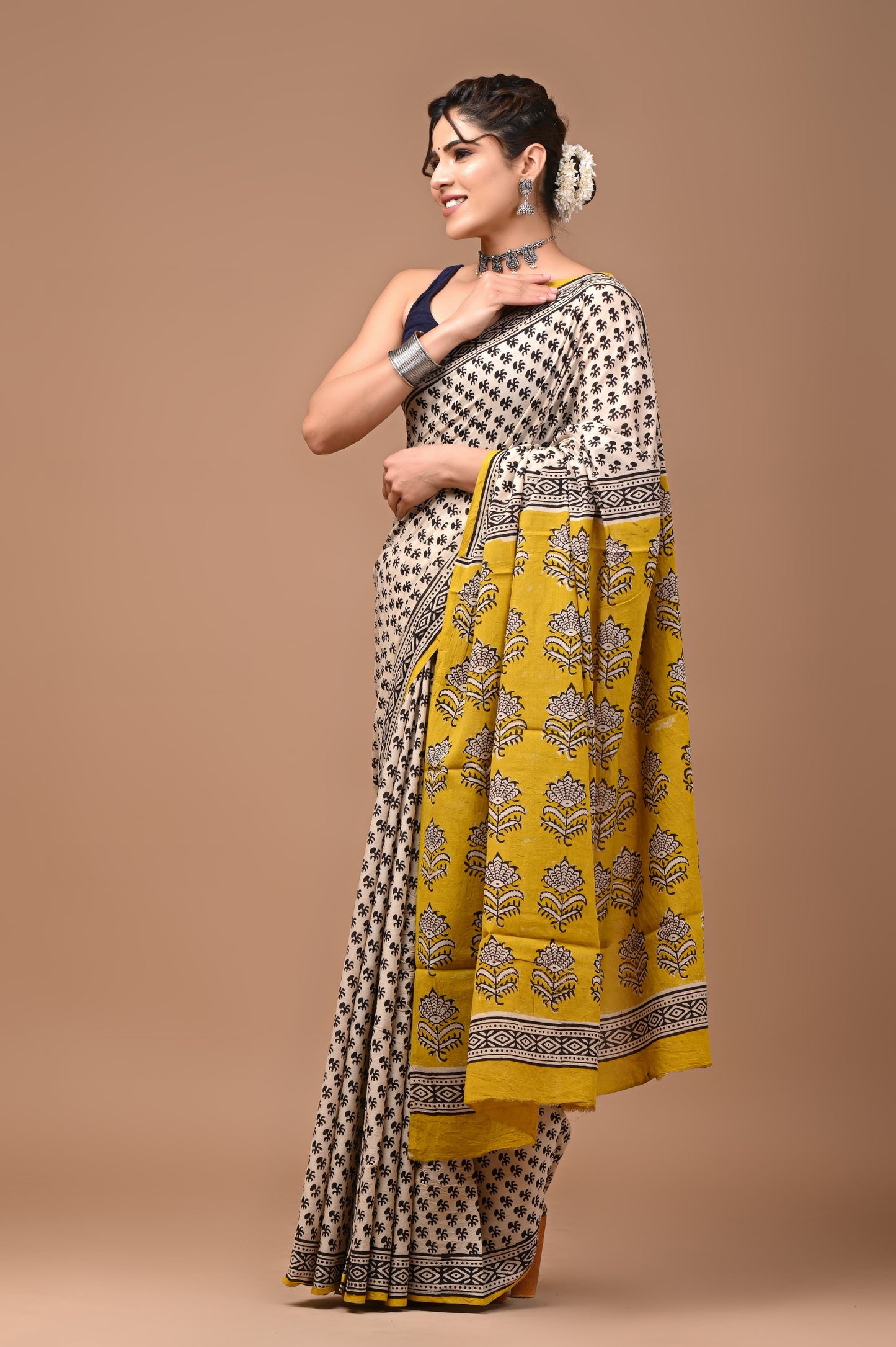 Mul Cotton Saree