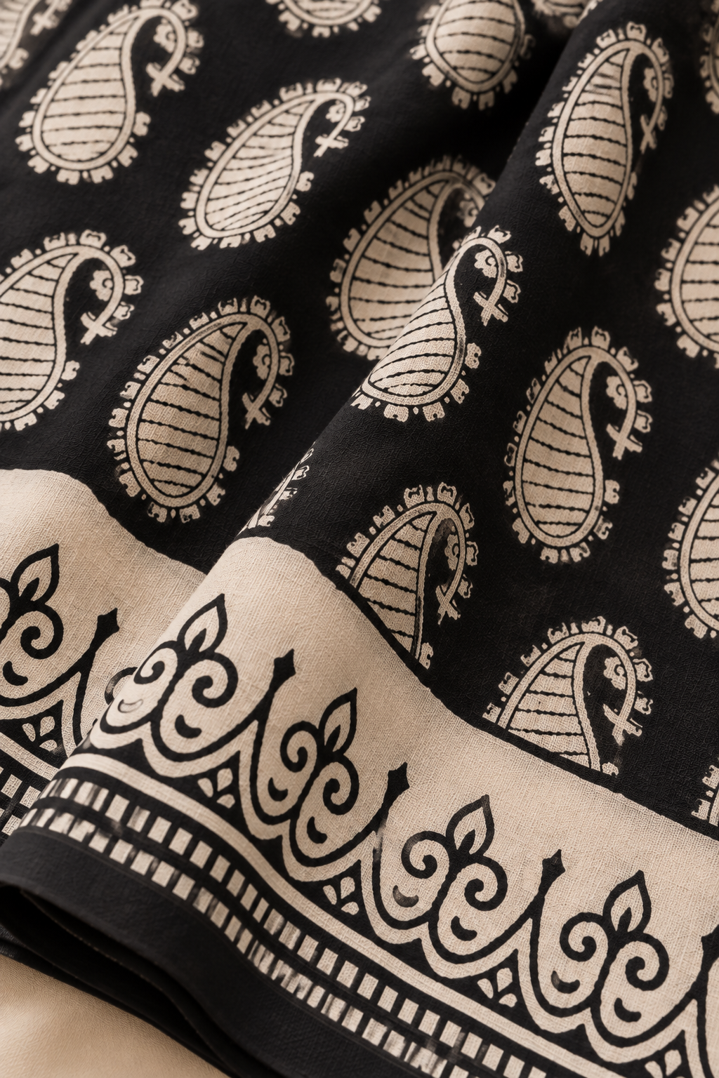 Black White Buti Handblock Mul Cotton Saree