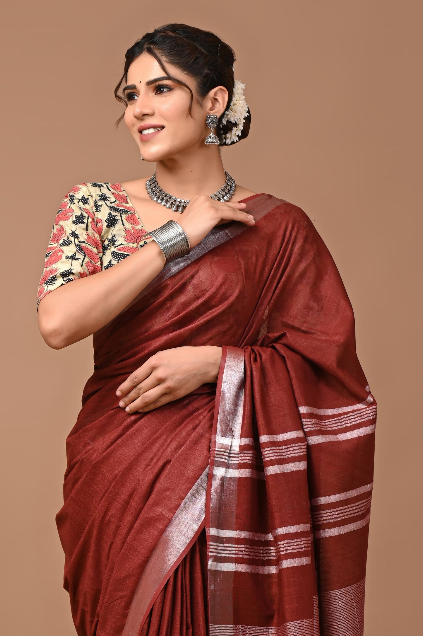 Plain Linen Saree