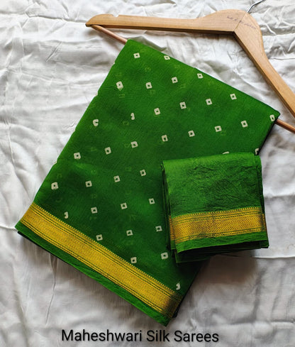 Green Handblock Maheshwari Silk Saree With Golden Border