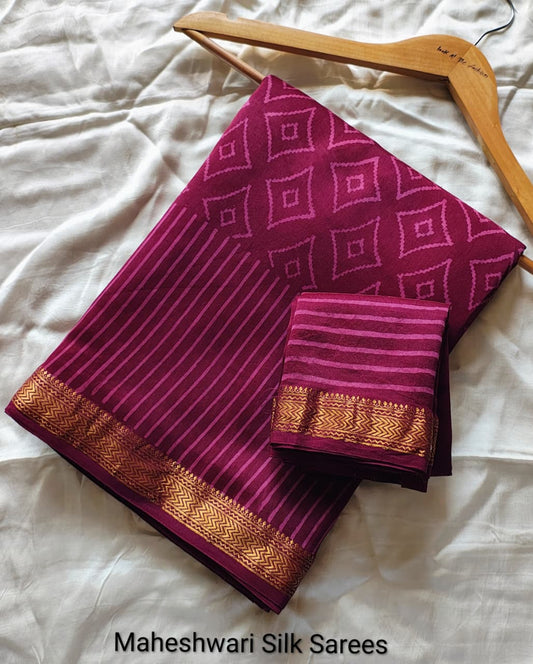 Wine Purple Geometric Handblock Maheshwari Silk Saree